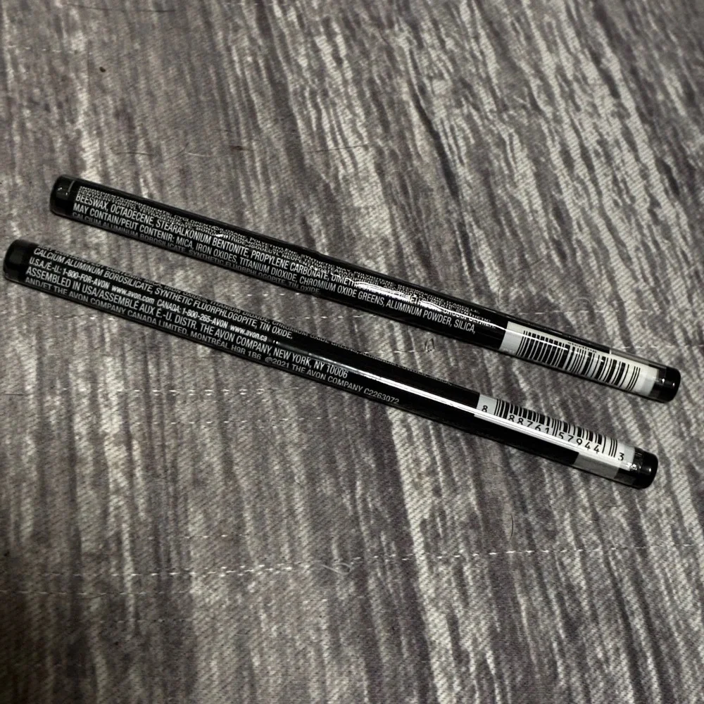 NEW SEALED Avon fmg Glimmer Diamond Retractable Eye Liners - Sterling - Lot of 2